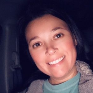 Meet your Posher, Debi